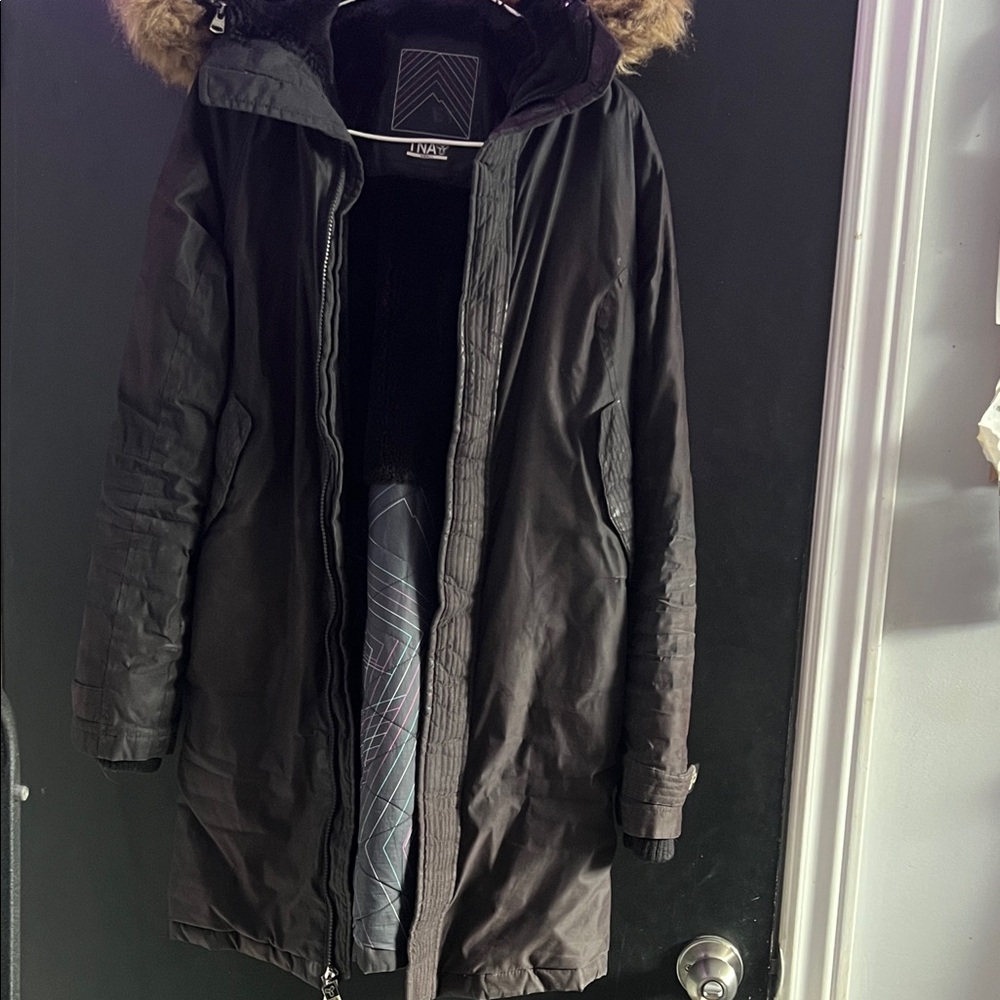 TNA Black Ski & Snow Jacket with Fur Hood